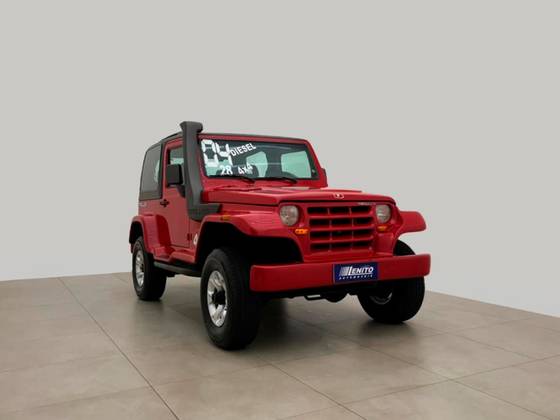 TROLLER T4 2.8 TETO RÍGIDO 12V TURBO INTERCOOLER DIESEL 2P MANUAL